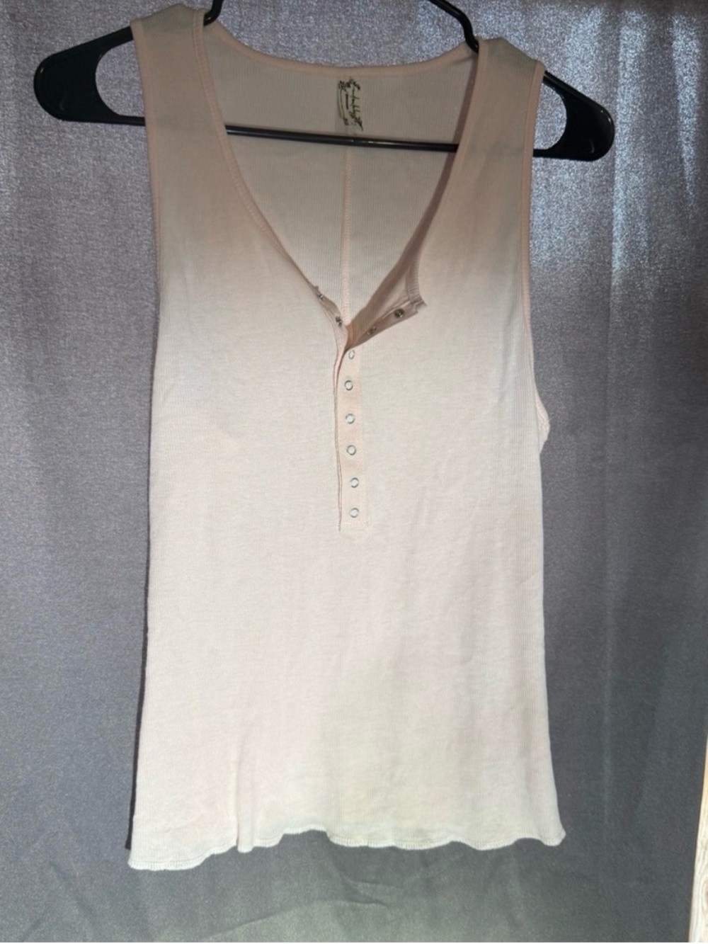 Sleeveless Snap-Front Tank in Pale Blush